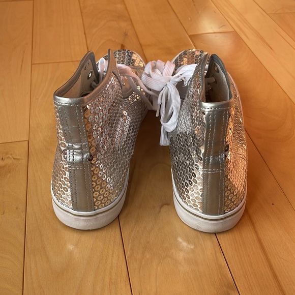 Balera silver sequin high-top sneakers Size 9 Display pair @ dance studio NWOT - Picture 8 of 9